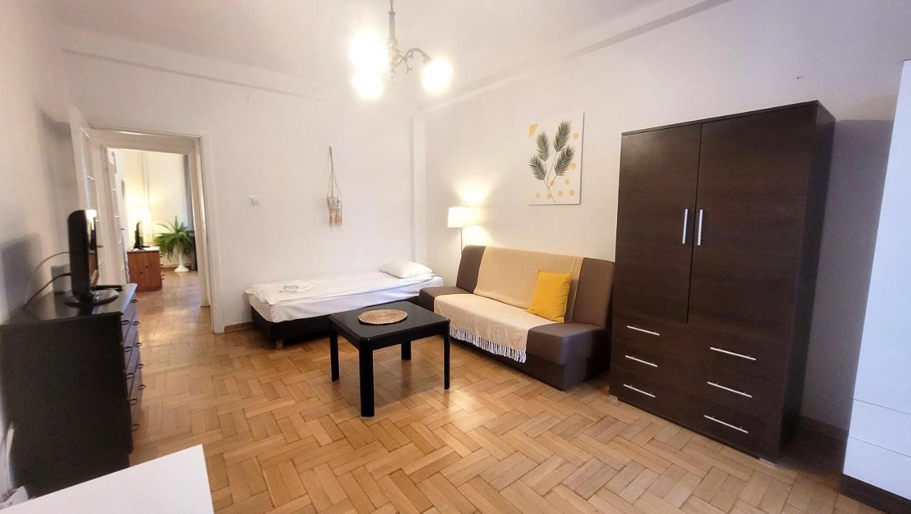 Happy Life - Apartment Next To Metro Station Warsaw Exterior photo